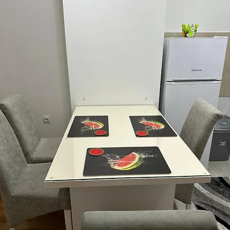 Fine Apartment