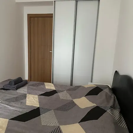 Fine Apartment